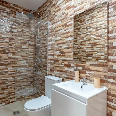 Fantastic & Functional In I Appartement